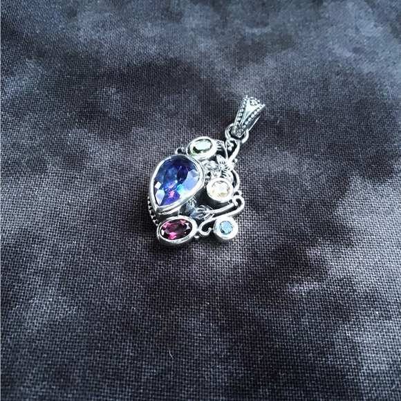 Blue petalite and multi gem floral, design artisan pendant in sterling silver - Picture 3 of 5
